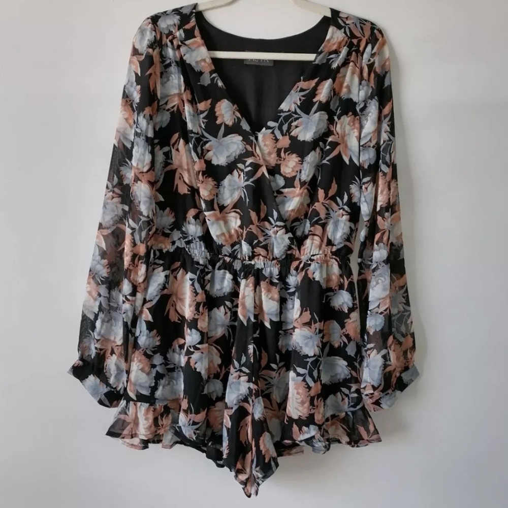 Romper size XS
